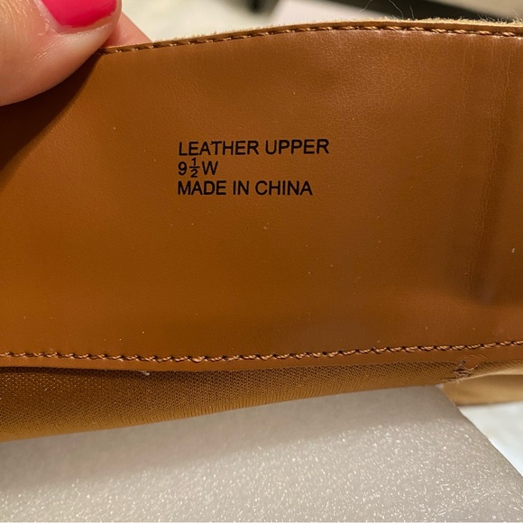 Isaac Mizrahi Cognac Leather tall boot *WIDE CALF* *NIB* - Picture 8 of 8